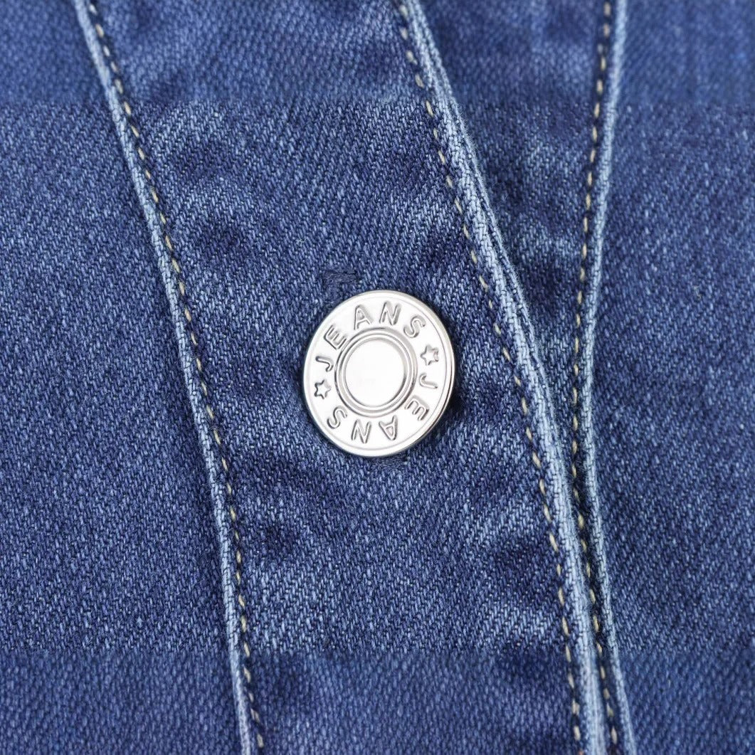 Outfit jeans clair chemise large