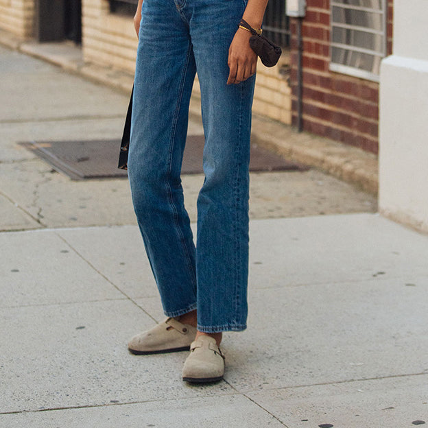 Sabots en cuir velours et semelle en liège