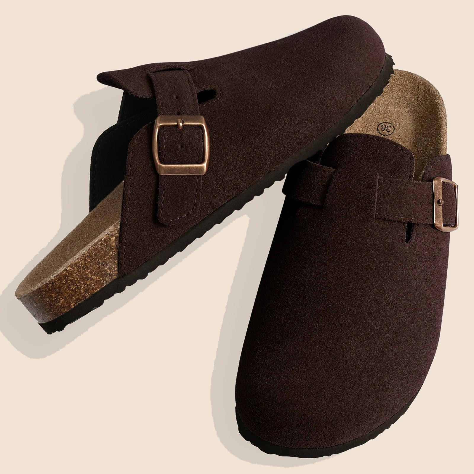 Sabots en cuir velours et semelle en liège