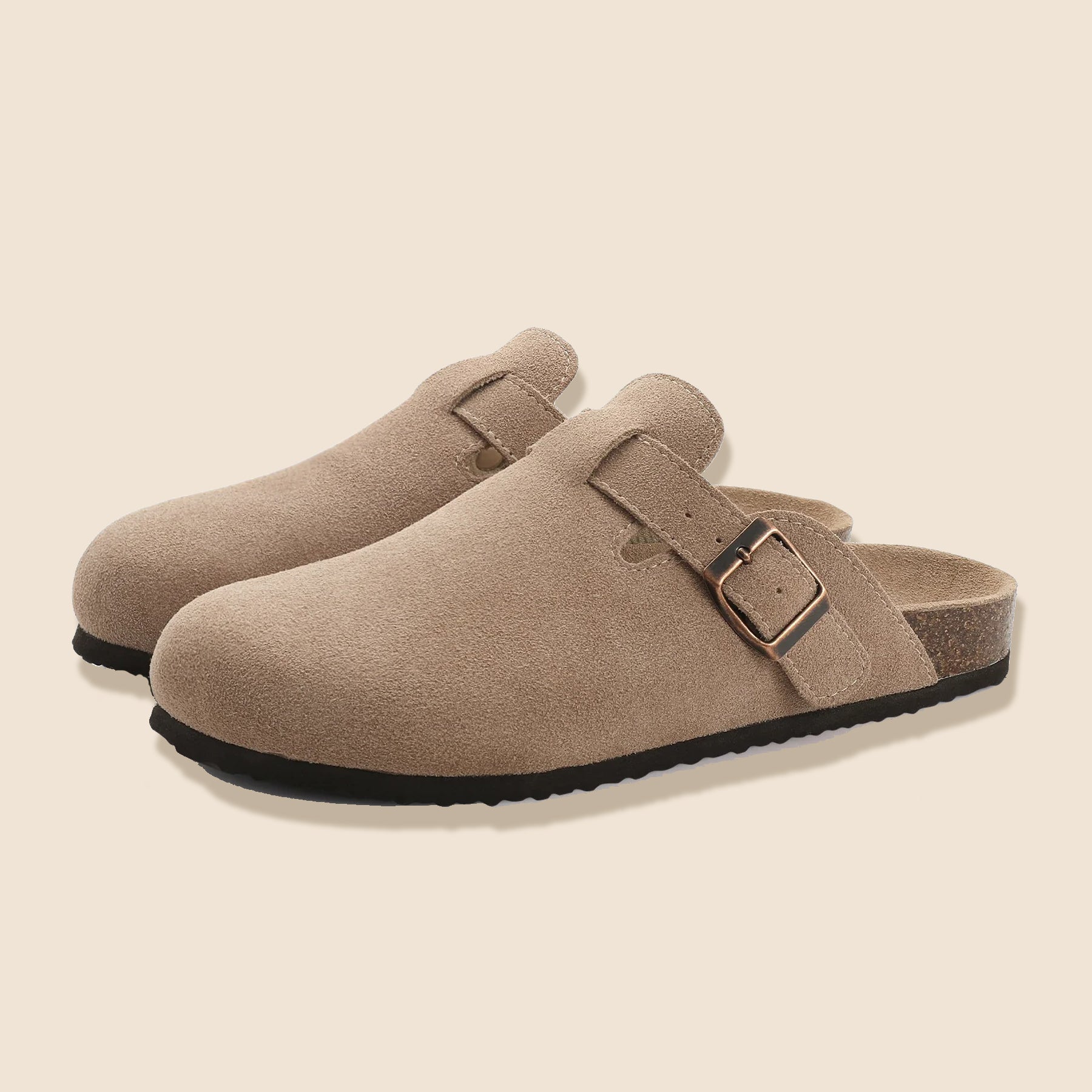 Sabots en cuir velours et semelle en liège