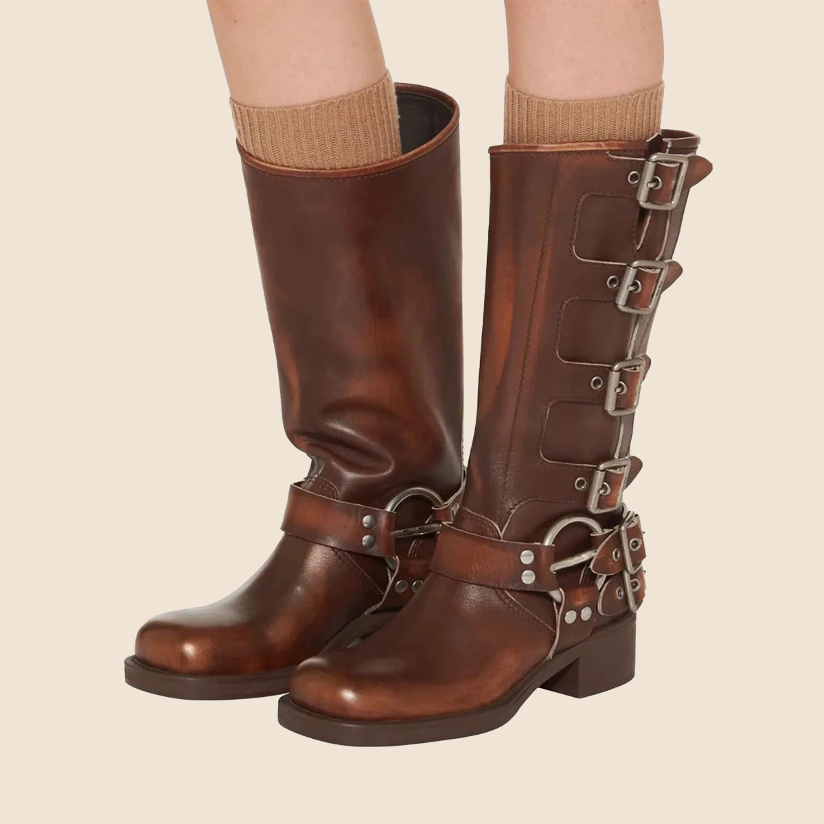 Bottes en cuir avec sangles
